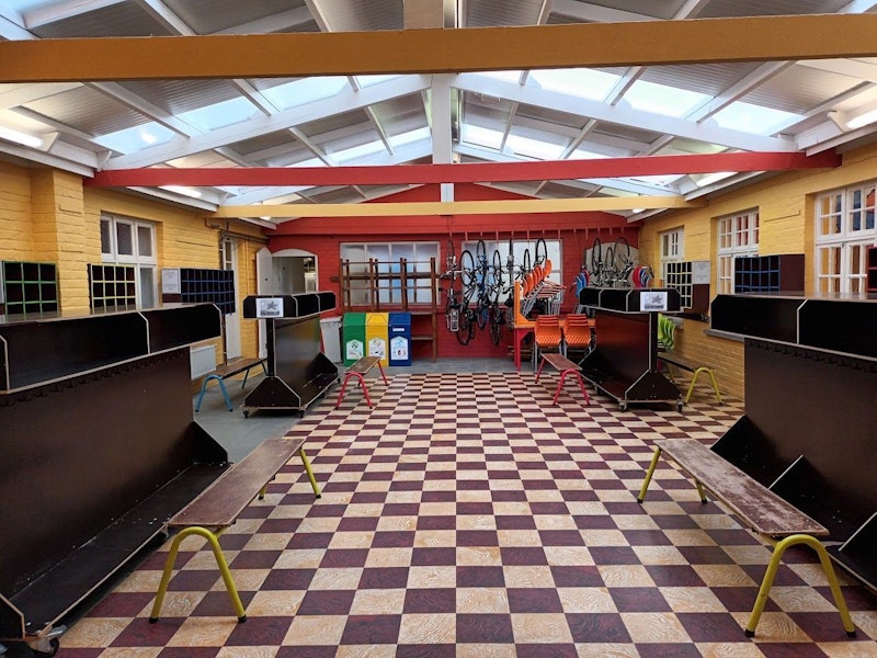 Delhuzo Saint Antoine Koksijde Vestiaire